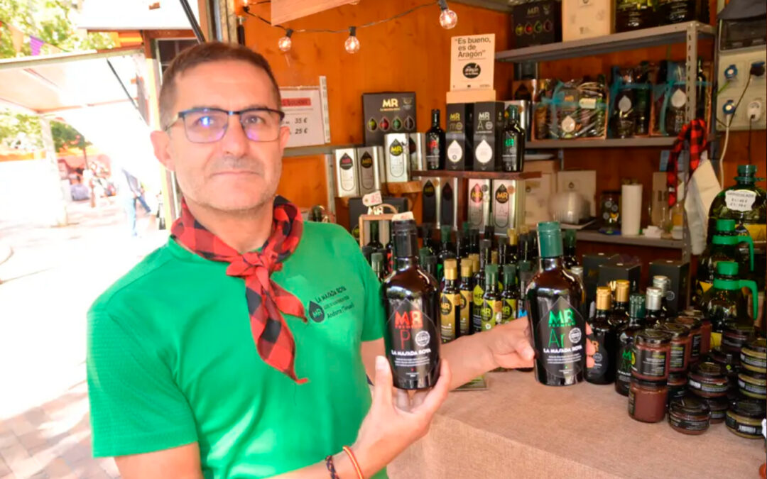 La feria de artesanos de Aragón vuelve por el Pilar.