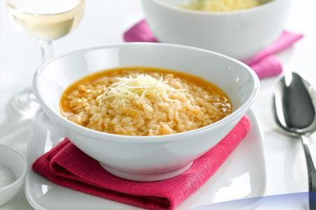 Sopa de arroz con queso de la Sierra de Arcos